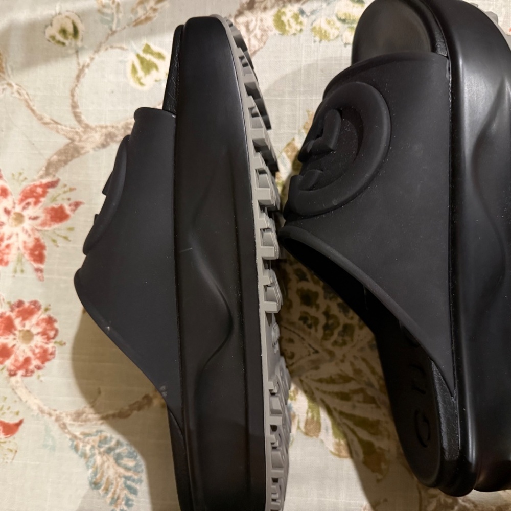 Gucci Evolution slides - Picture 5 of 5